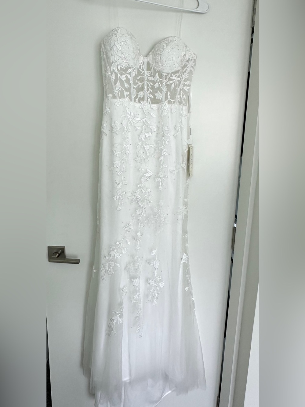 Strapless White Lace prom/Wedding dress